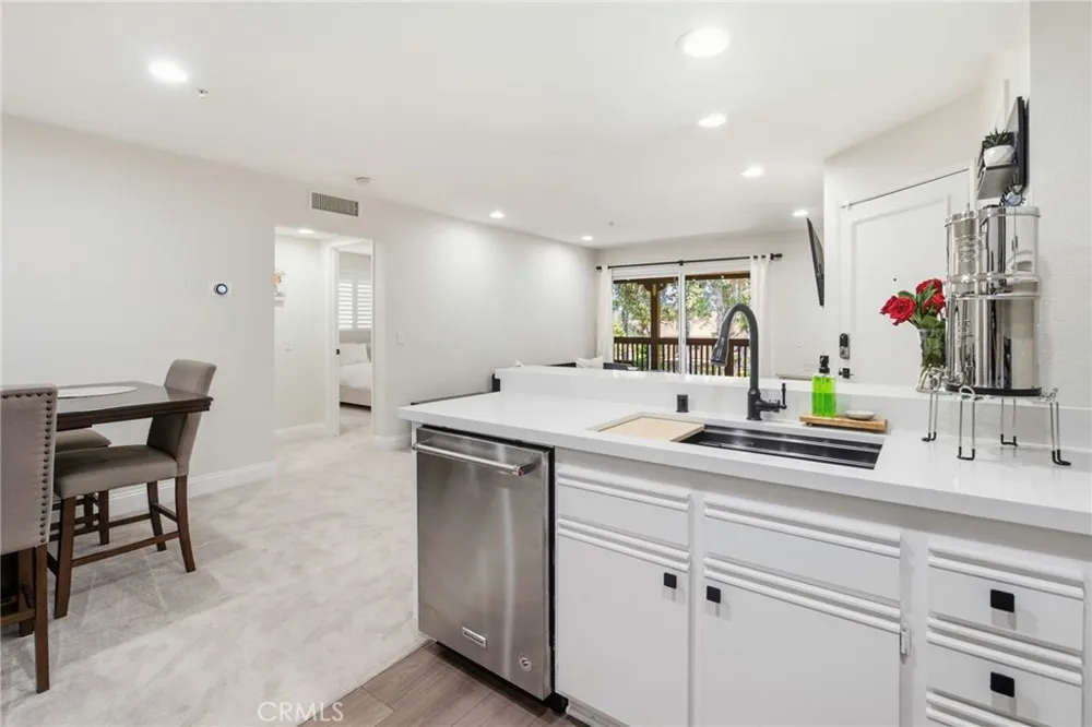 148 Mine Canyon Road #K Orange, CA 92869