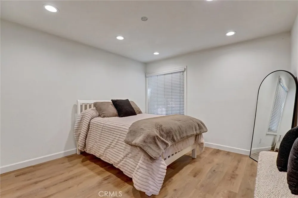 904 S Ridgecrest Circle Anaheim Hills, CA 92807