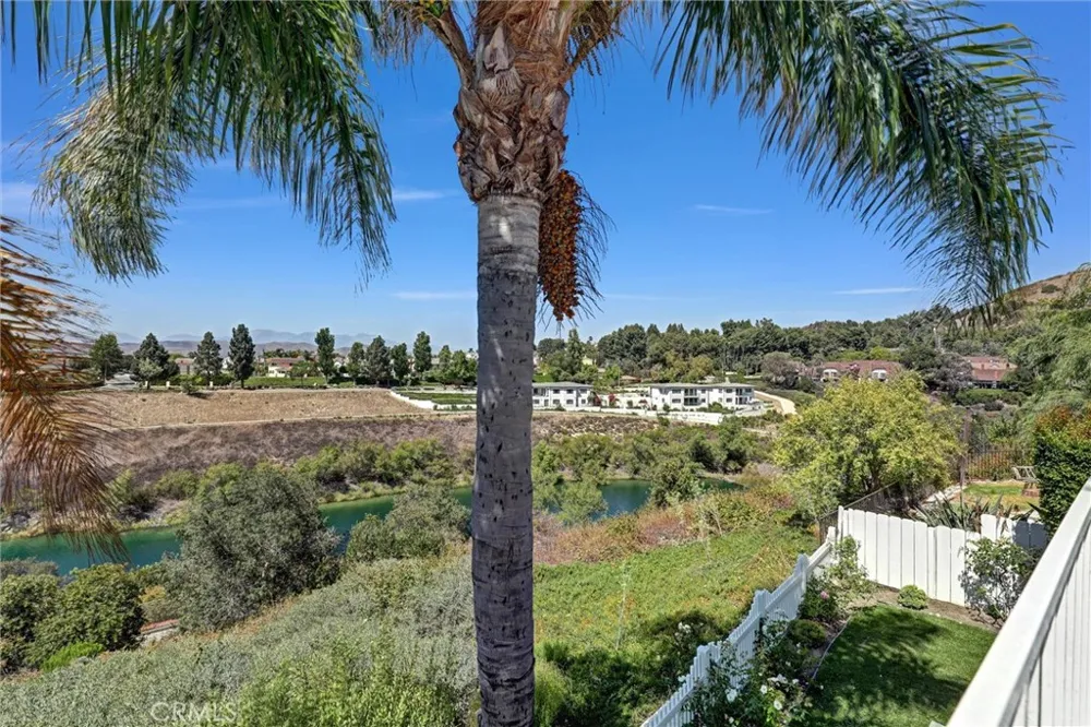 904 S Ridgecrest Circle Anaheim Hills, CA 92807