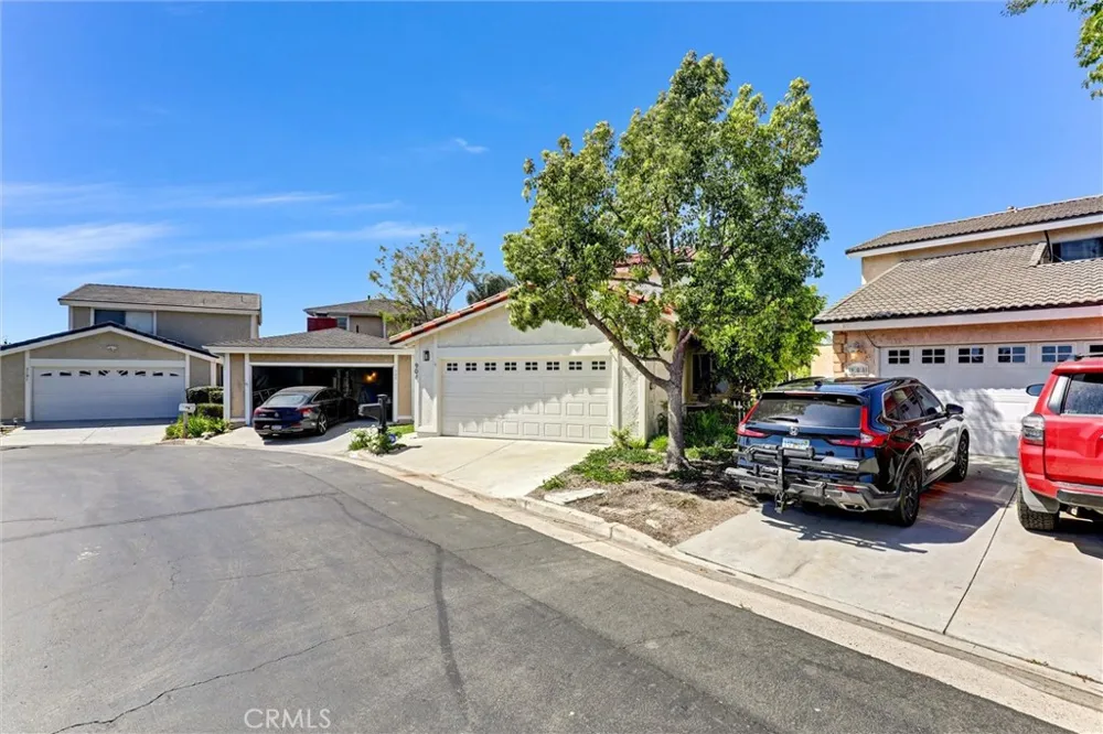 904 S Ridgecrest Circle Anaheim Hills, CA 92807
