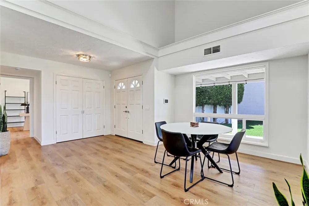 904 S Ridgecrest Circle Anaheim Hills, CA 92807