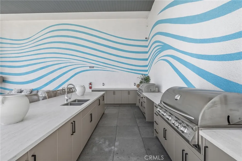 414 Main Street #200 Huntington Beach, CA 92648