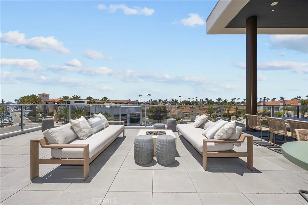 414 Main Street #200 Huntington Beach, CA 92648