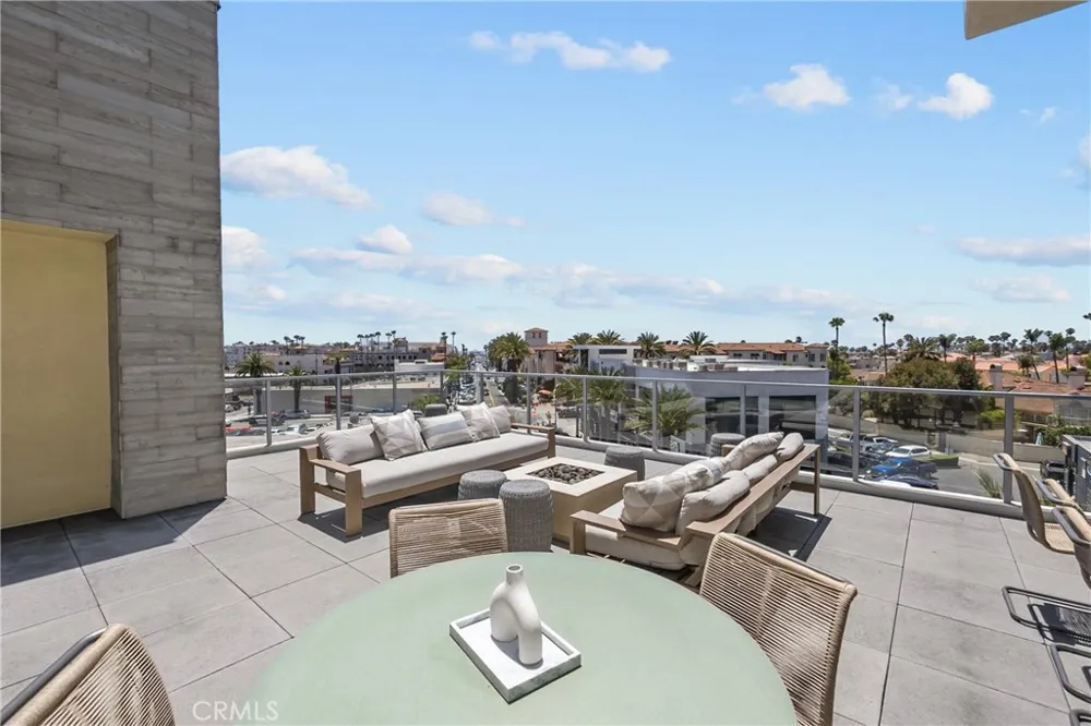 414 Main Street #200 Huntington Beach, CA 92648