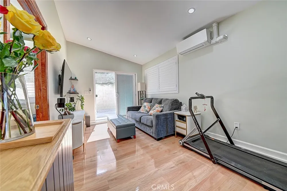 22024 Gulf Avenue Carson, CA 90745