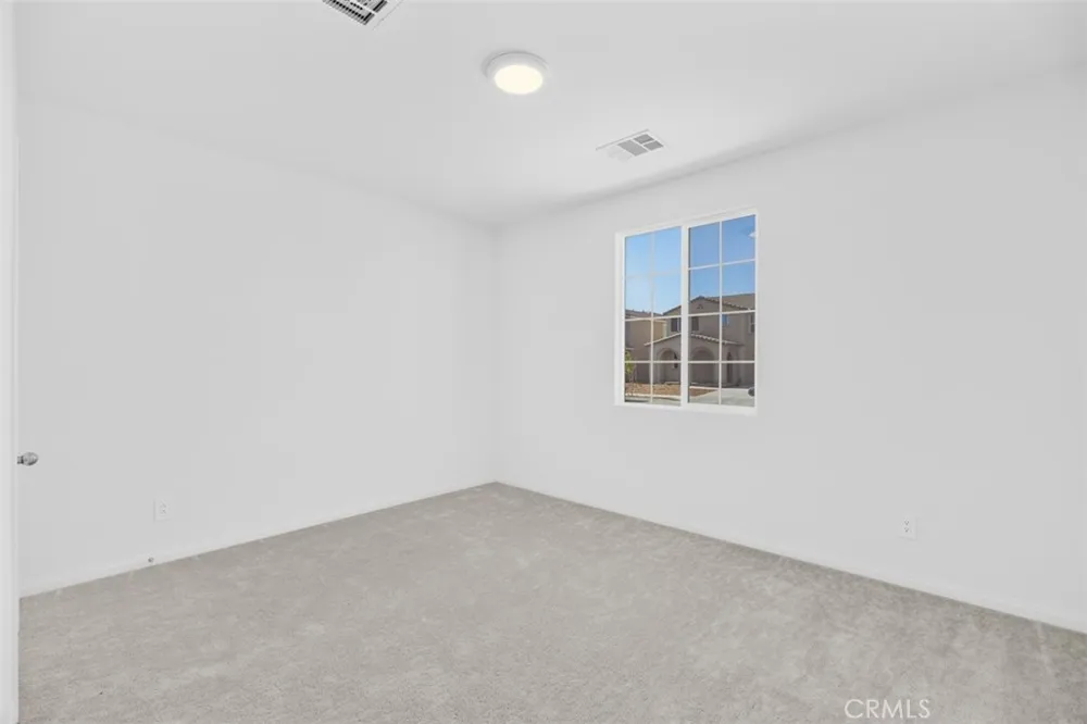 1758 Ace Hemet, CA 92545