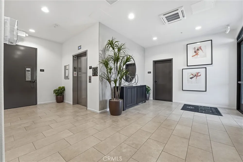 220 Buena Vida Drive #308 Brea, CA 92823