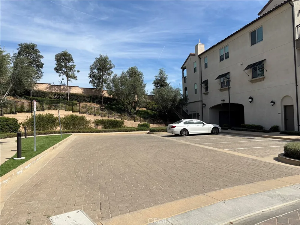 220 Buena Vida Drive #308 Brea, CA 92823
