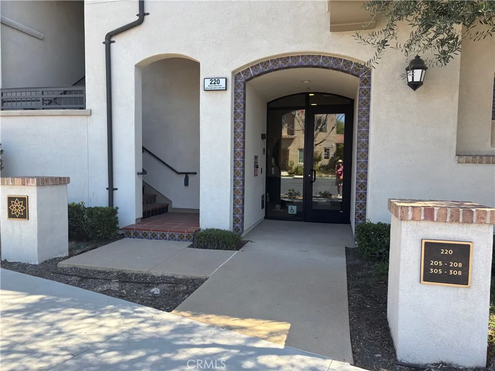 220 Buena Vida Drive #308 Brea, CA 92823