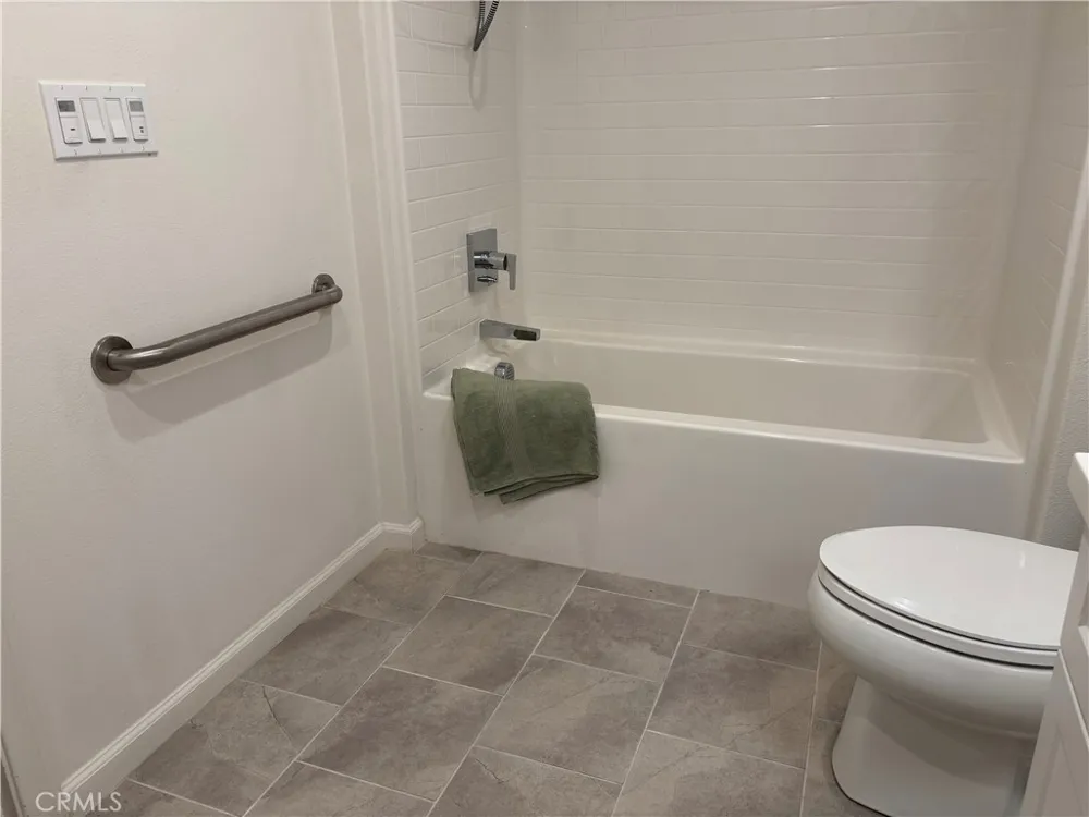 220 Buena Vida Drive #308 Brea, CA 92823