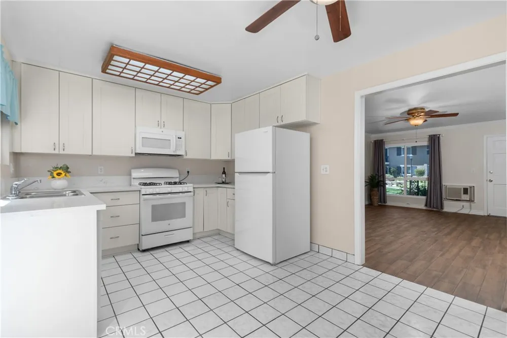 660 S Glassell Street #45 Orange, CA 92866