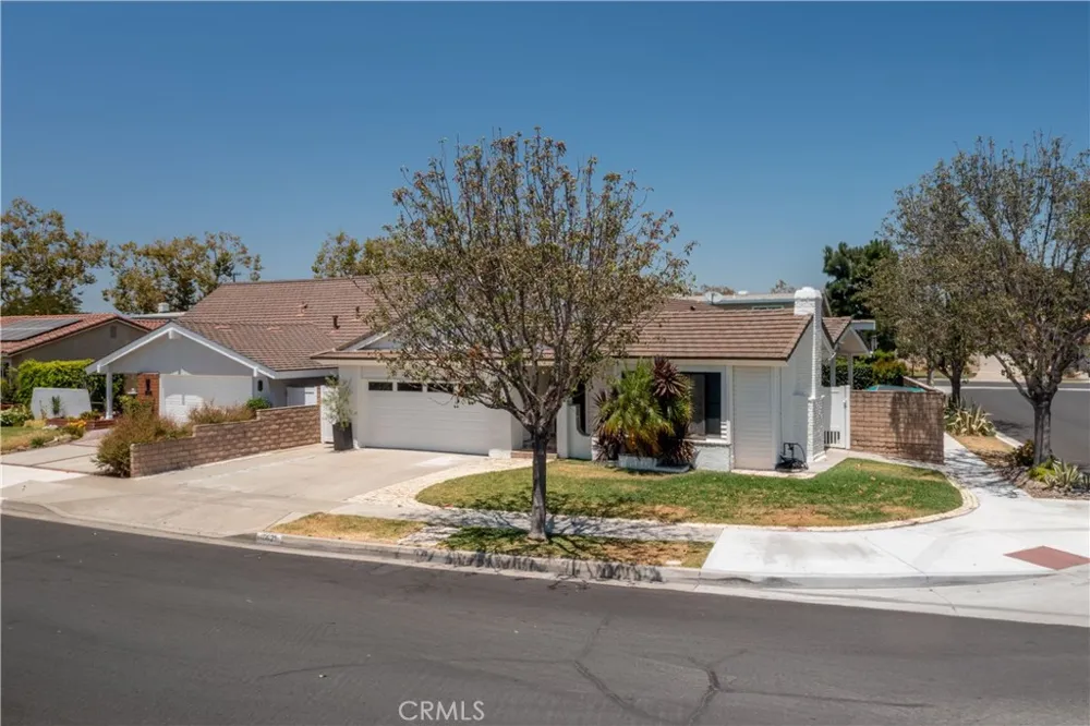 10621 Semora Cerritos, CA 90703