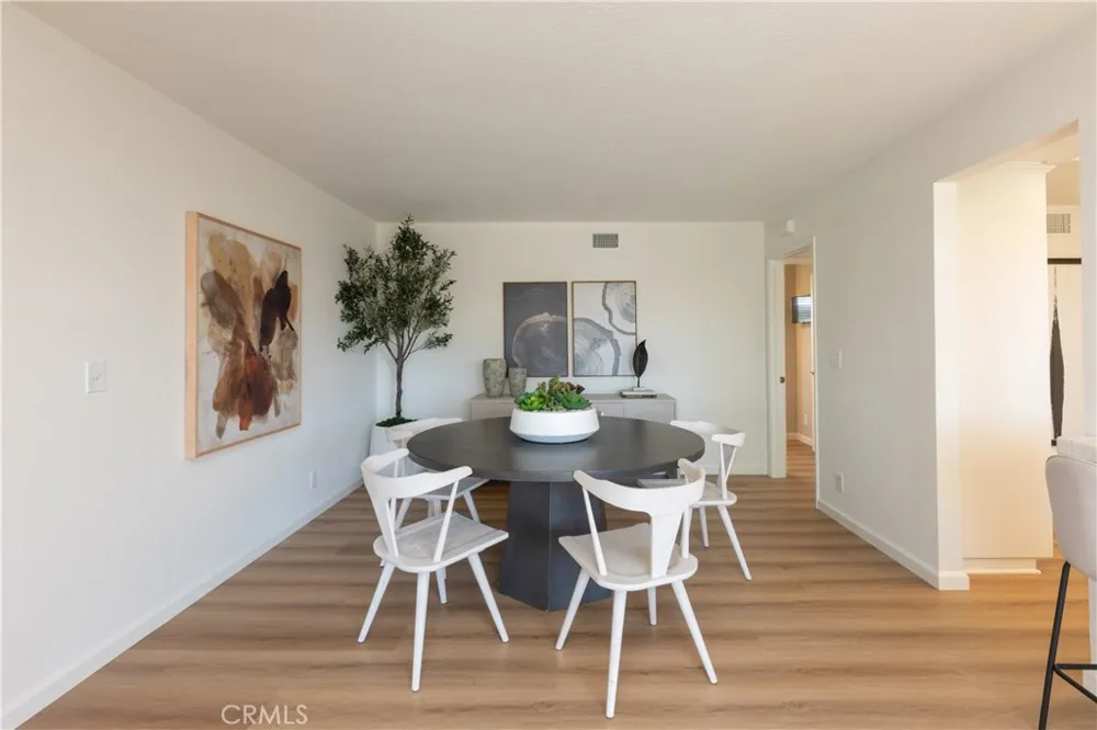 10621 Semora Cerritos, CA 90703