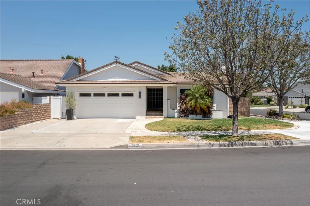 10621 Semora Cerritos, CA 90703