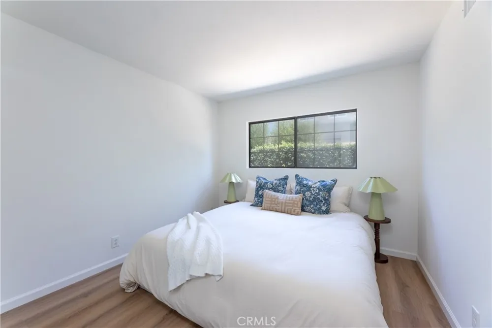 10621 Semora Cerritos, CA 90703