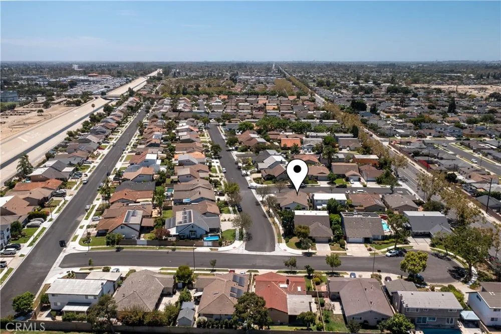 10621 Semora Cerritos, CA 90703