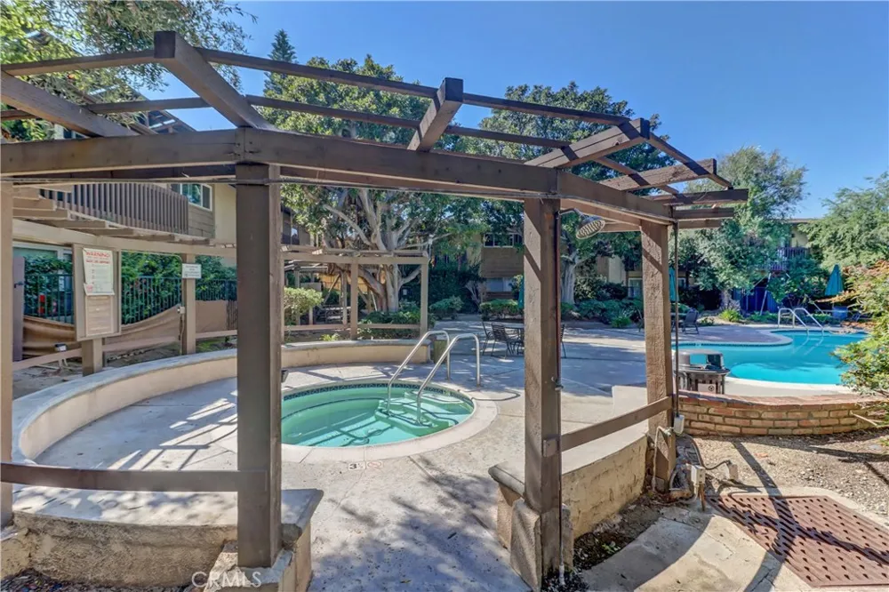 3050 S Bristol #4D Santa Ana, CA 92704