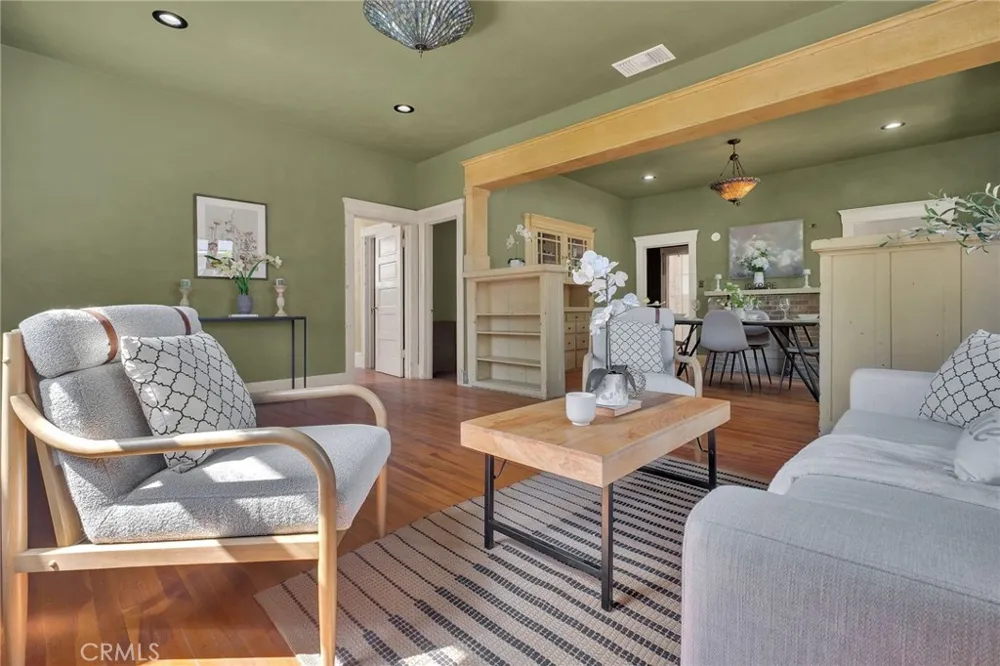 6307 Friends Whittier, CA 90601