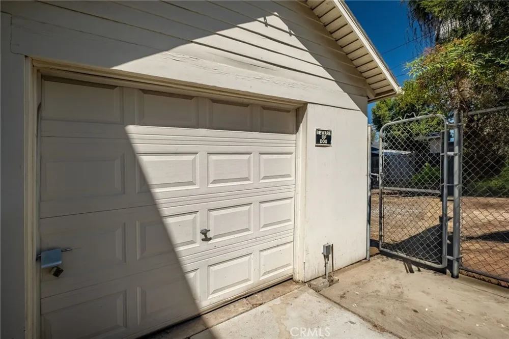 6307 Friends Whittier, CA 90601