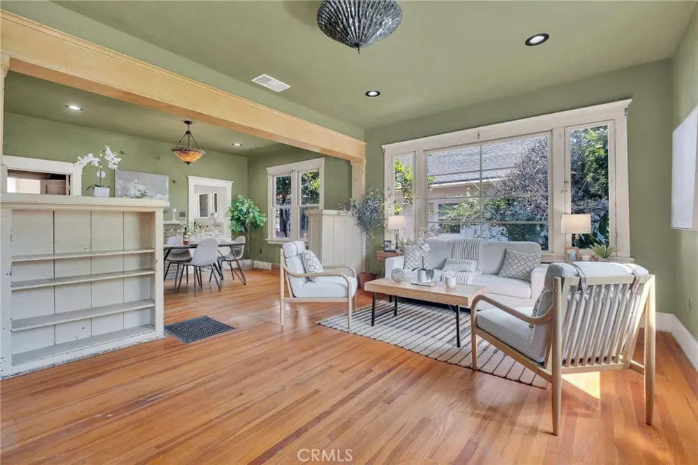 6307 Friends Whittier, CA 90601