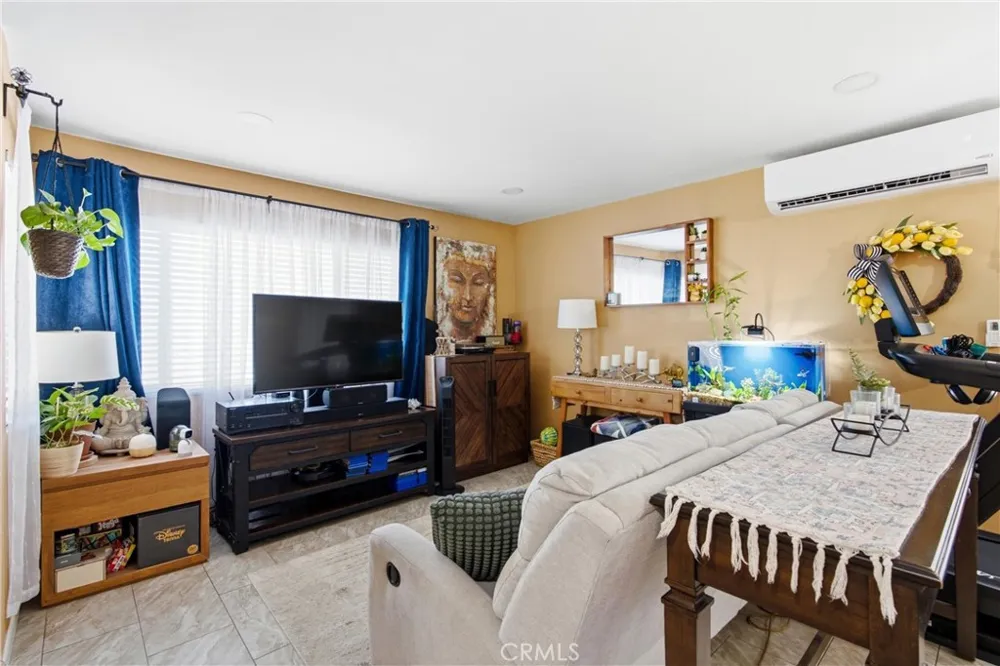 23500 Maribel Carson, CA 90745