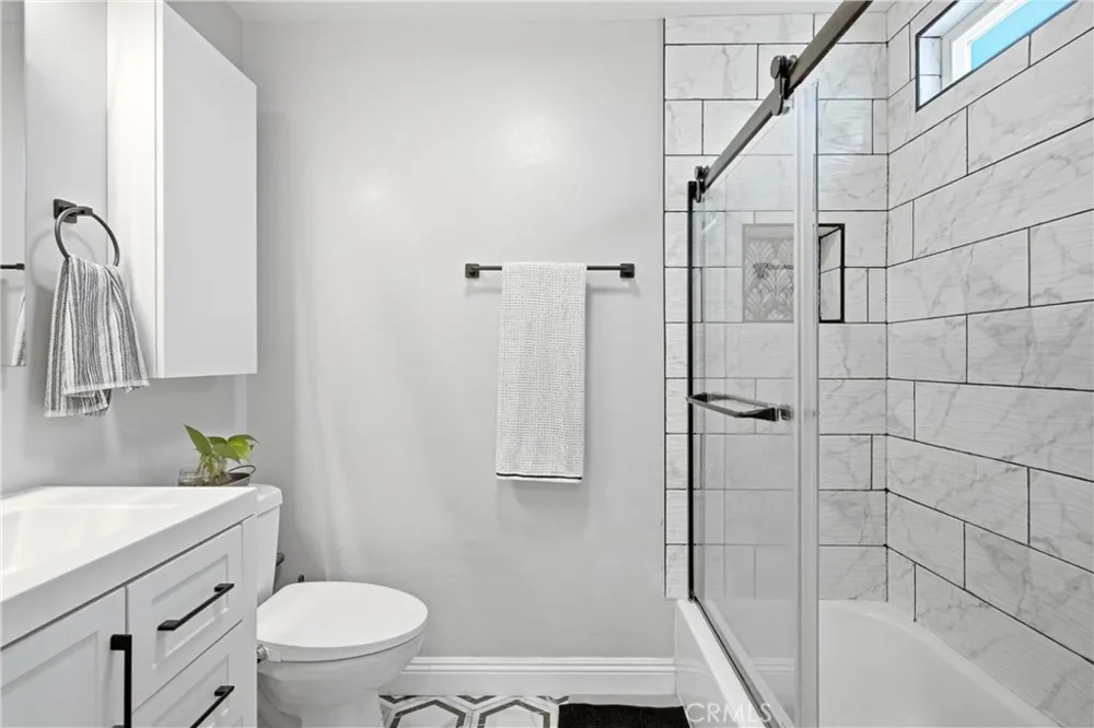 23500 Maribel Carson, CA 90745
