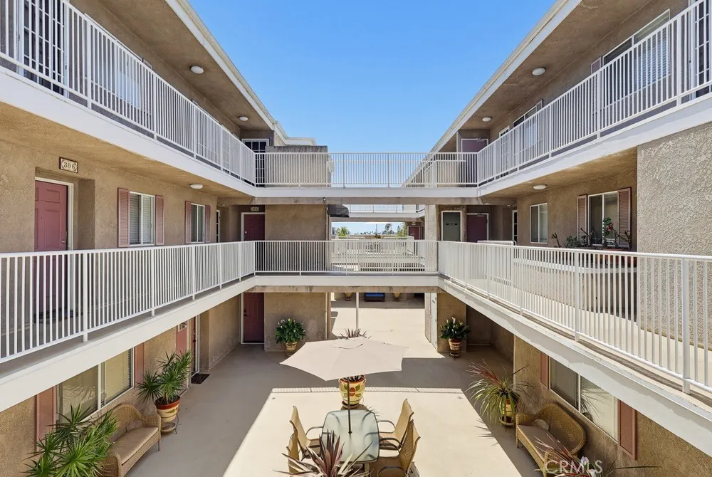 1355 Loma Avenue #311 Long Beach, CA 90804