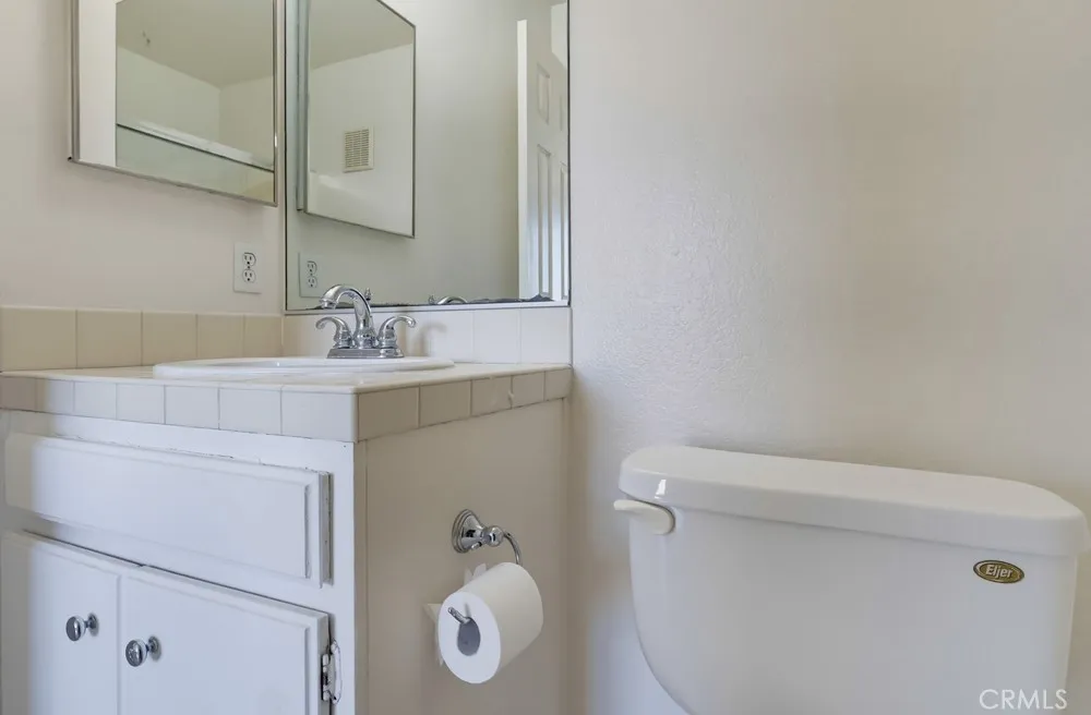 1355 Loma Avenue #311 Long Beach, CA 90804