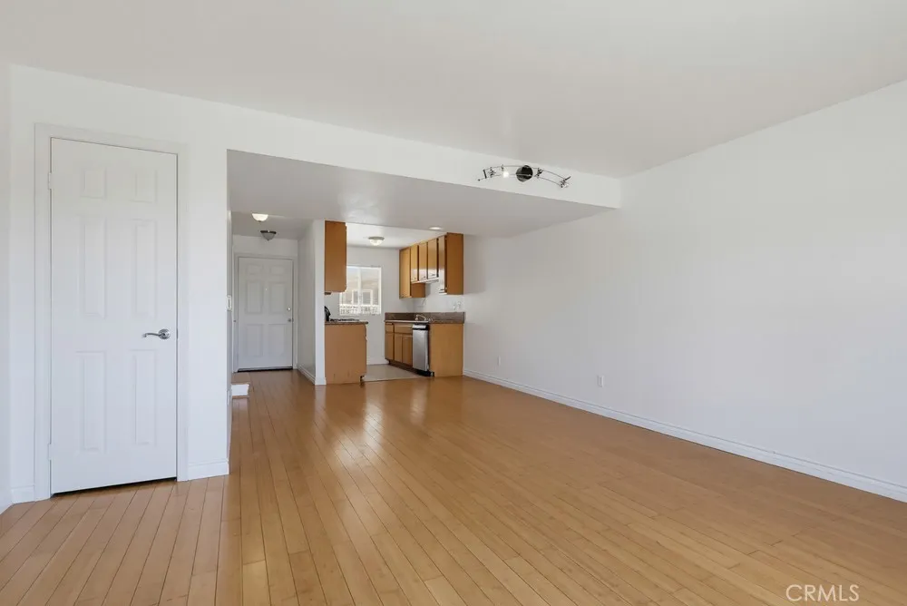 1355 Loma Avenue #311 Long Beach, CA 90804