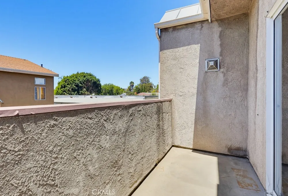 1355 Loma Avenue #311 Long Beach, CA 90804