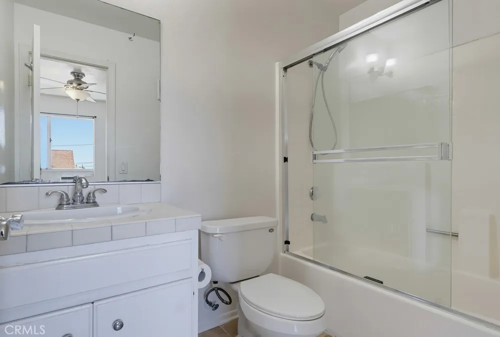 1355 Loma Avenue #311 Long Beach, CA 90804