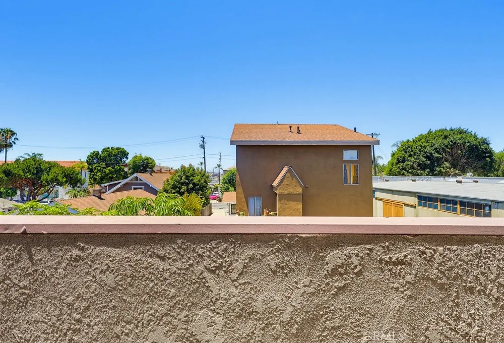 1355 Loma Avenue #311 Long Beach, CA 90804
