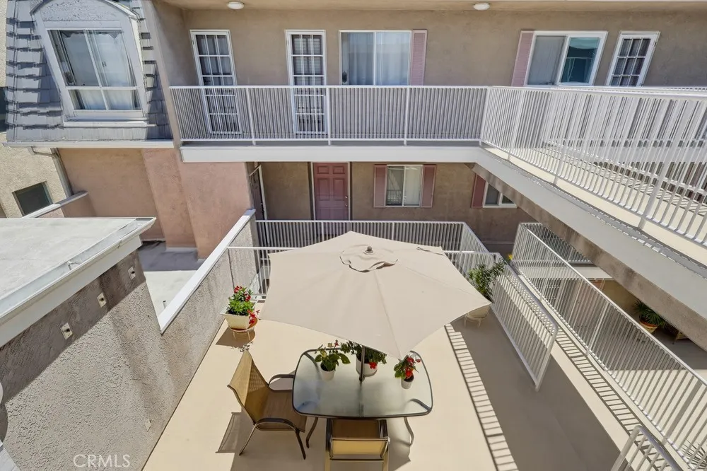 1355 Loma Avenue #311 Long Beach, CA 90804