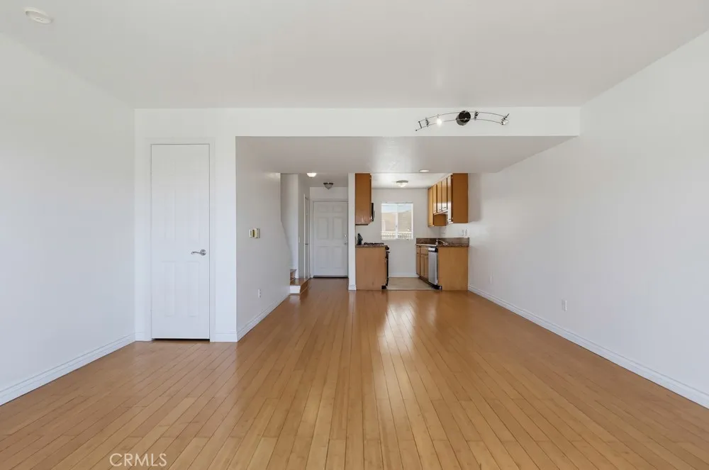 1355 Loma Avenue #311 Long Beach, CA 90804