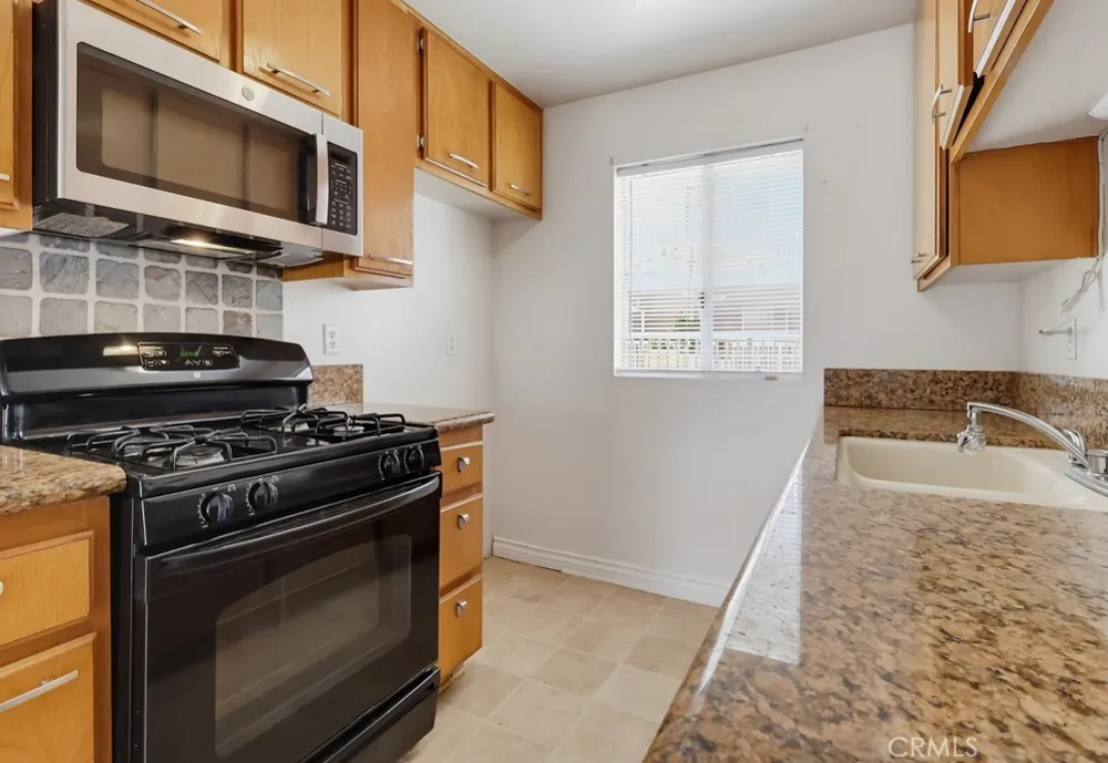 1355 Loma Avenue #311 Long Beach, CA 90804