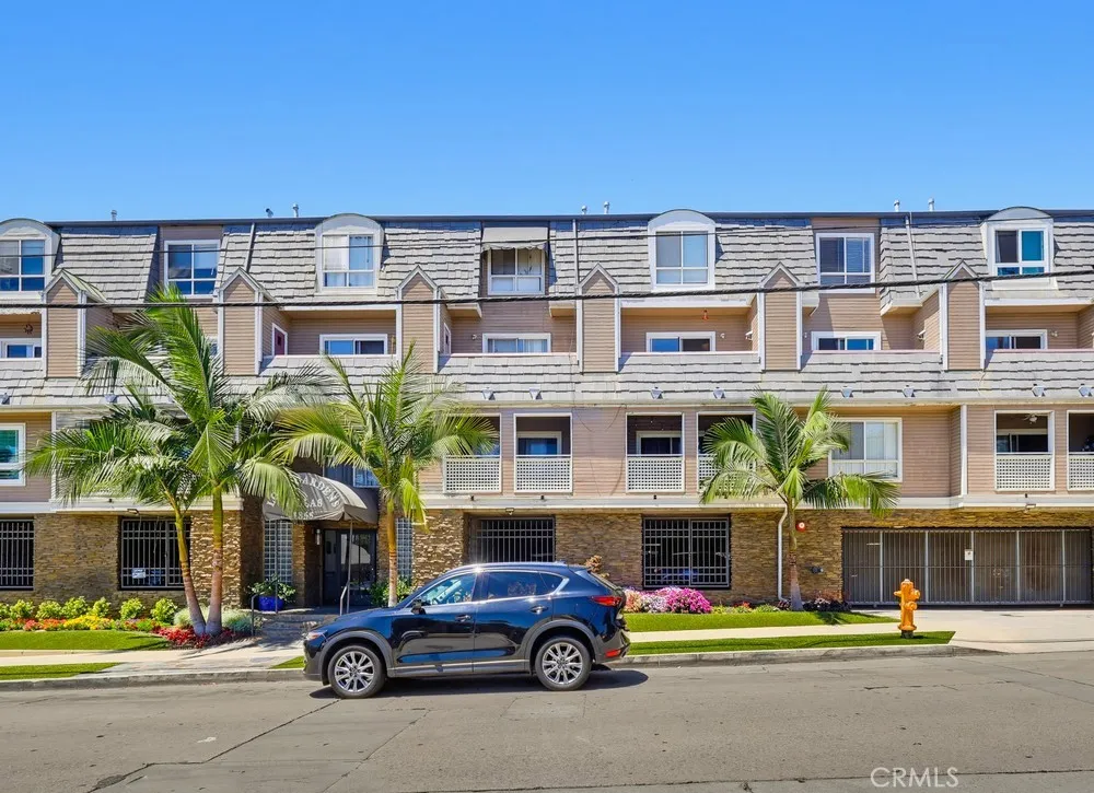 1355 Loma Avenue #311 Long Beach, CA 90804