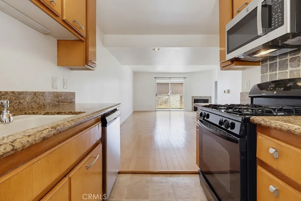 1355 Loma Avenue #311 Long Beach, CA 90804