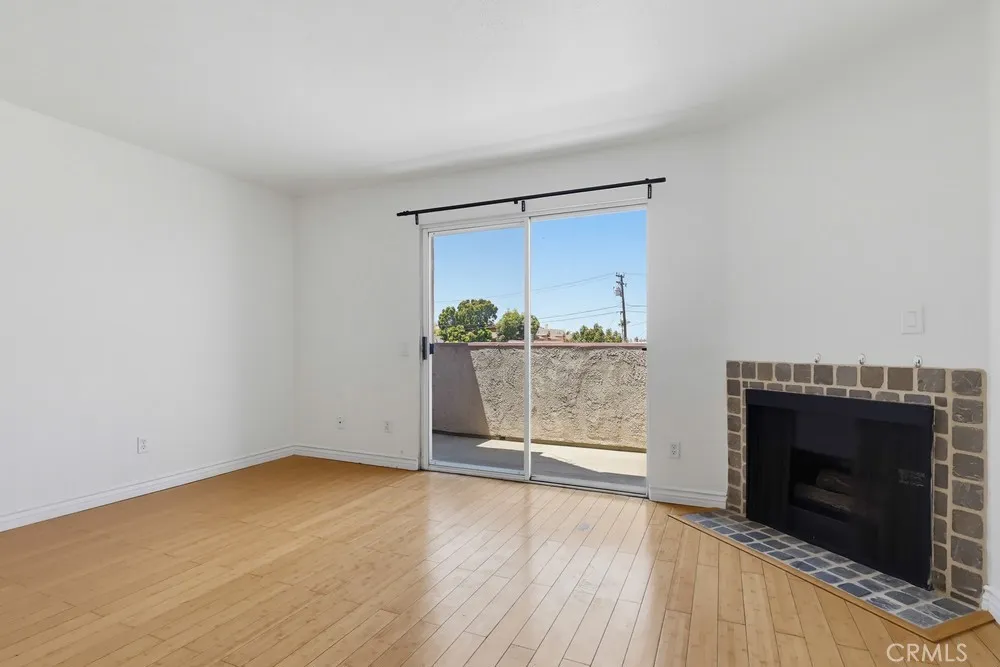 1355 Loma Avenue #311 Long Beach, CA 90804
