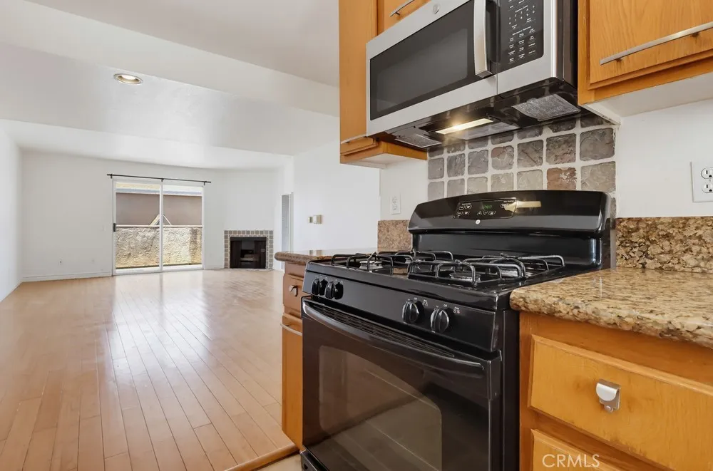 1355 Loma Avenue #311 Long Beach, CA 90804