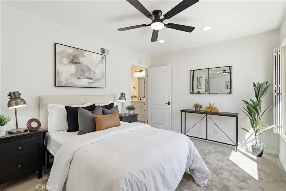 28282 Zarza Mission Viejo, CA 92692