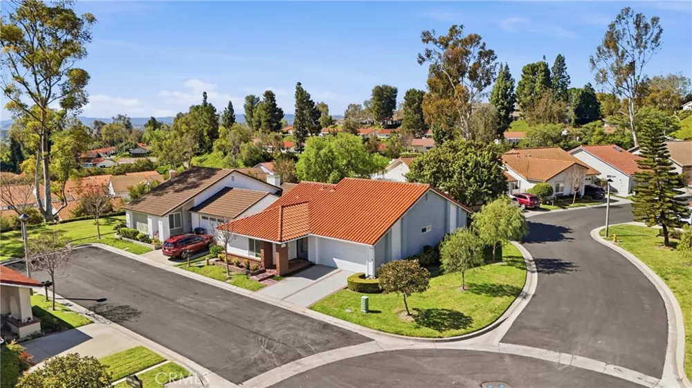 28282 Zarza Mission Viejo, CA 92692