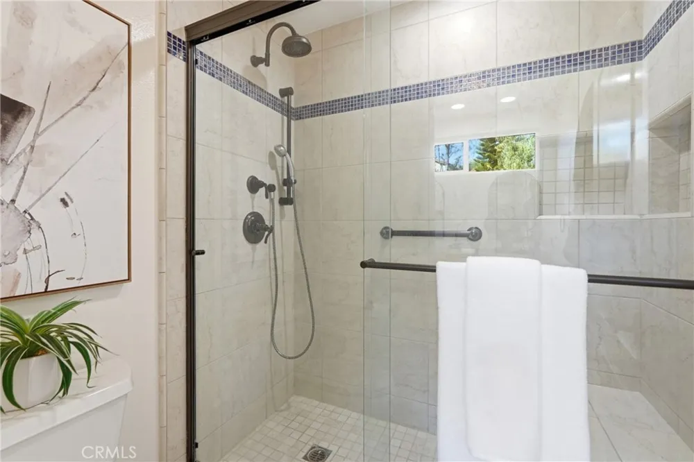 28282 Zarza Mission Viejo, CA 92692