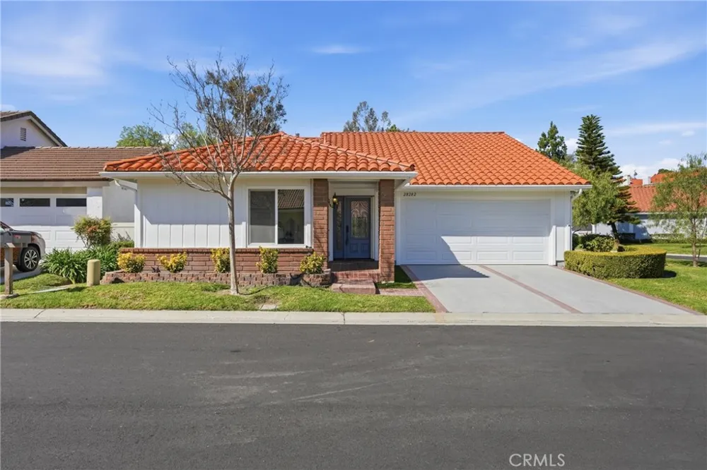 28282 Zarza Mission Viejo, CA 92692