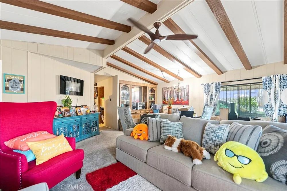 643 Mariposa Hemet, CA 92543