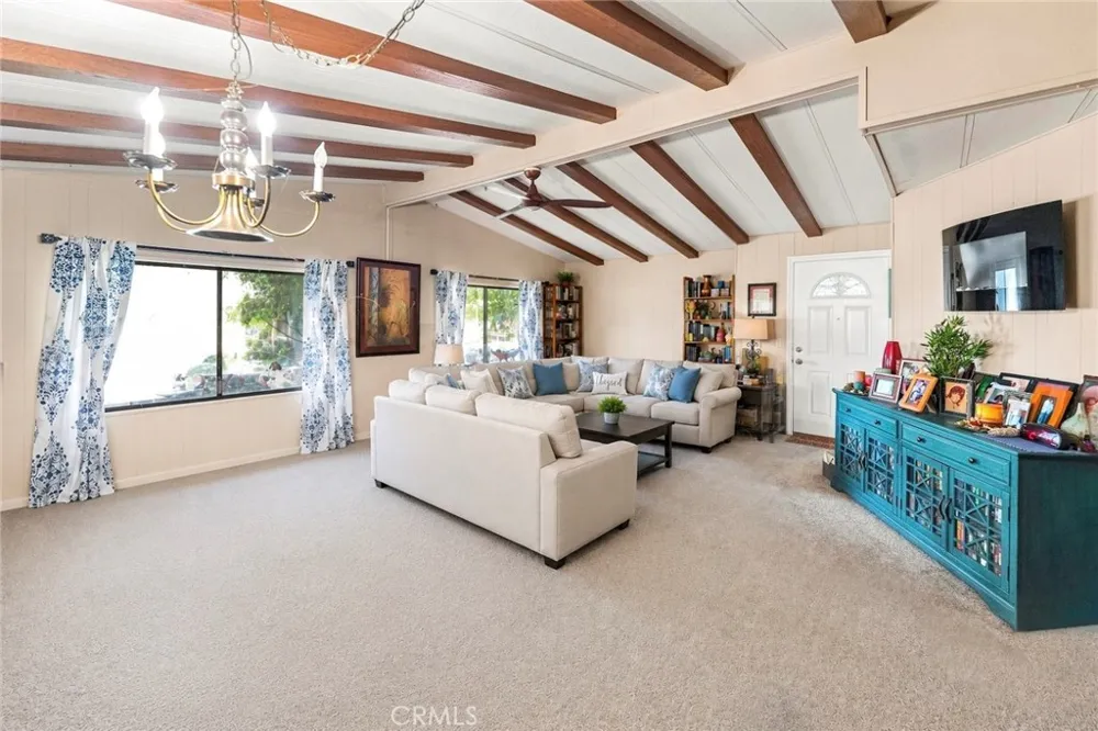 643 Mariposa Hemet, CA 92543