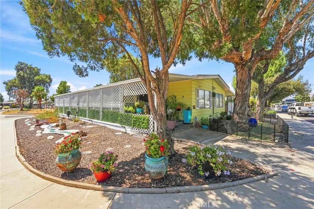 643 Mariposa Hemet, CA 92543