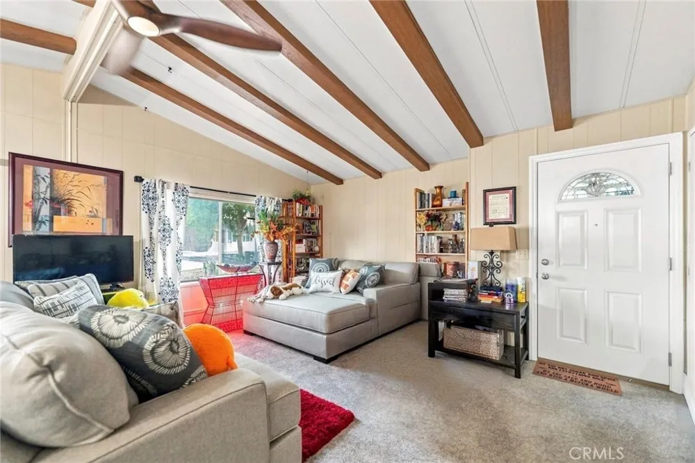 643 Mariposa Hemet, CA 92543