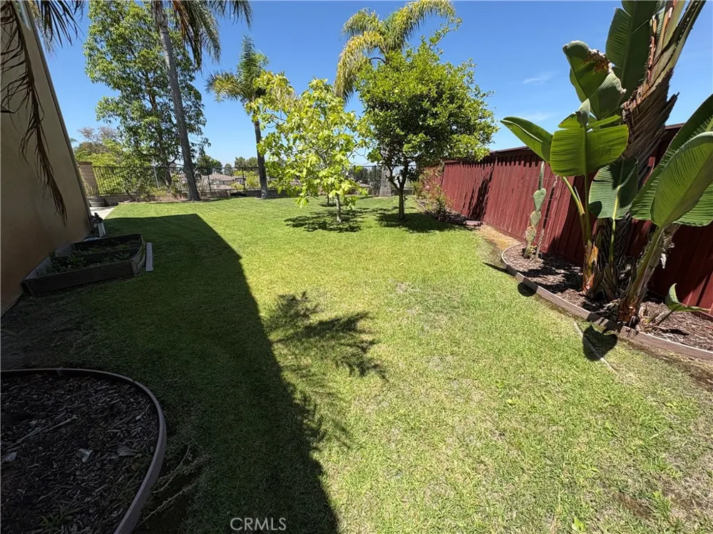 2364 Amelia Court Signal Hill, CA 90755
