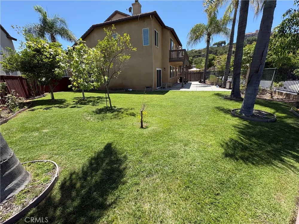 2364 Amelia Court Signal Hill, CA 90755