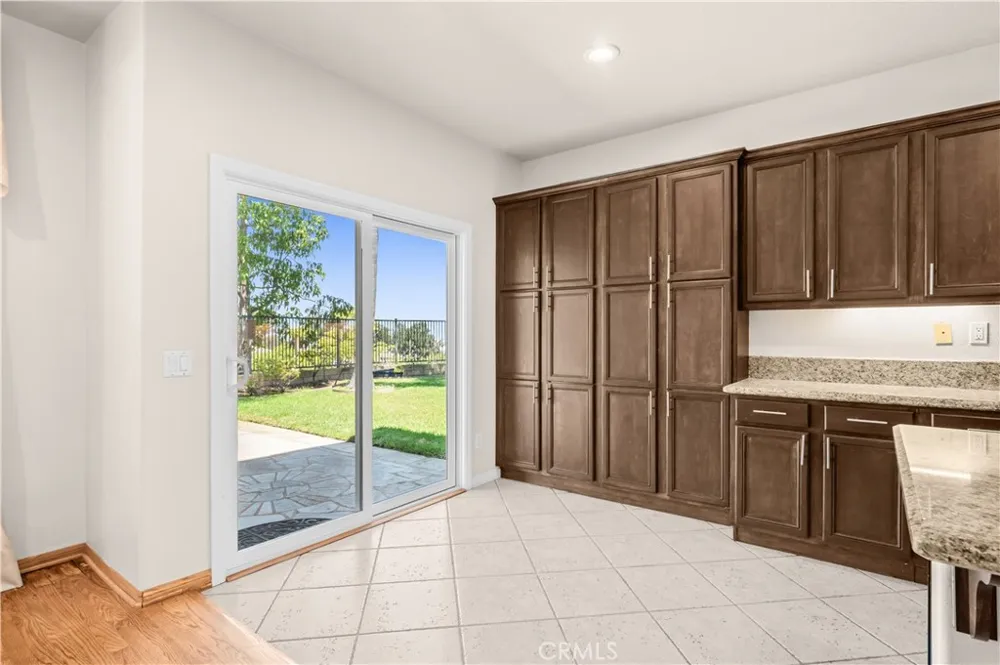 2364 Amelia Court Signal Hill, CA 90755